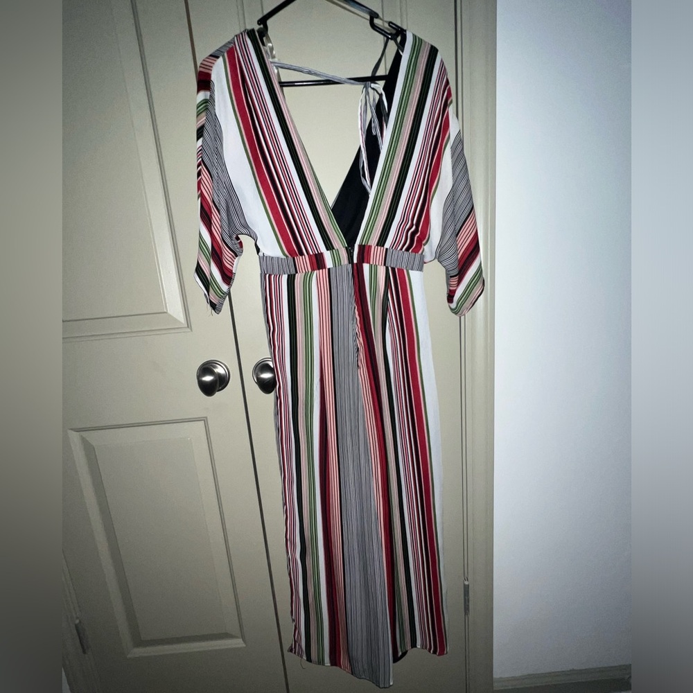 Patterned Jumpsuit - Picture 2 of 2